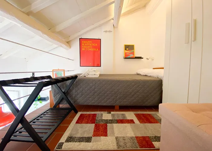 The Artful Flat